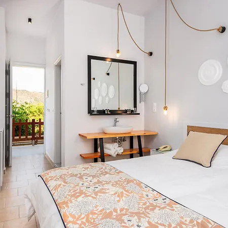 Mrs Chryssana Beach Hotel By Ghh (Adults Only)-3