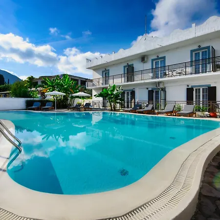 Aquarius Beach Hotel-3