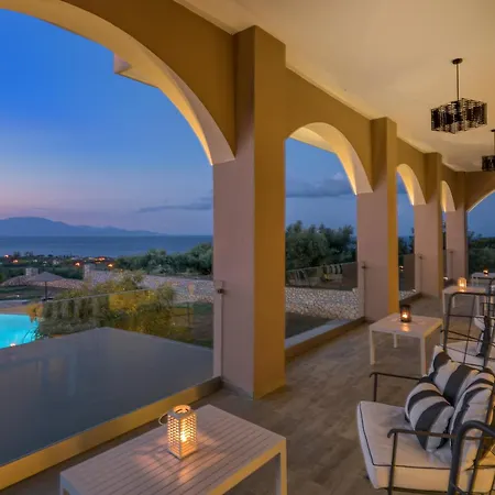 Elegance Luxury Executive Suites - Adults Only-2