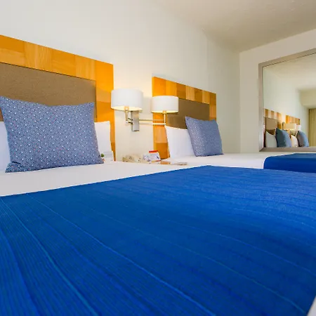Park Royal Beach Cancun-2