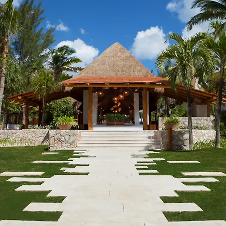 Mahekal Beach Front Resort&Spa-2