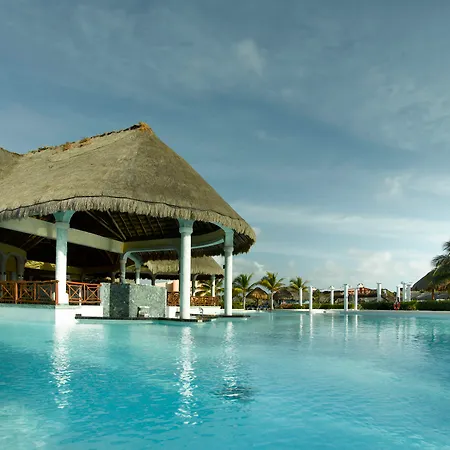 Grand Palladium Kantenah Resort & Spa-2