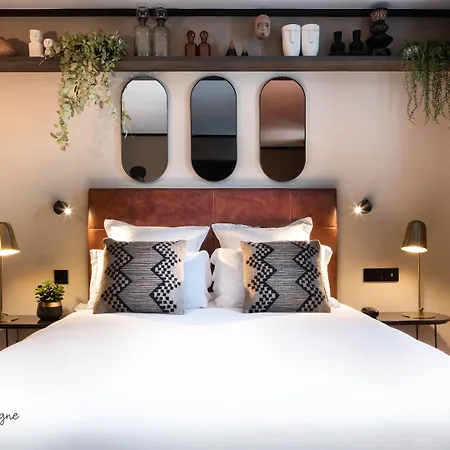Maisons Du Monde Hotel & Suites - Marseille Vieux Port-3