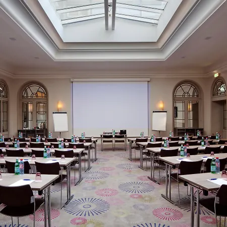 Holiday Inn Paris - Gare De Lyon Bastille By Ihg-3