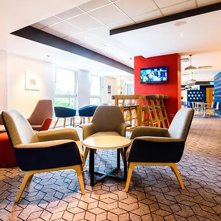 Holiday Inn Express Portsmouth Gunwharf Quays By Ihg-3