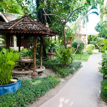 Montien House-3