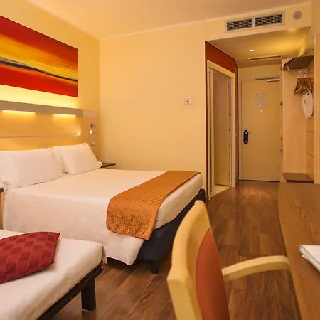 Holiday Inn Express Milan-Malpensa Airport By Ihg-3