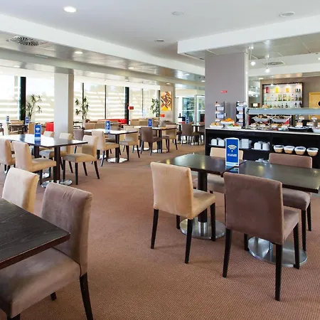 Holiday Inn Express Lisbon-Oeiras, An Ihg Hotel-3