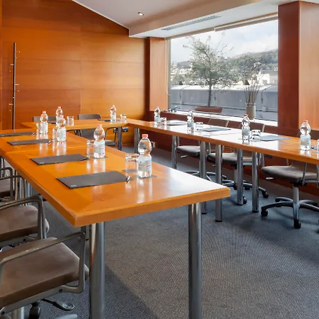 Ac Hotel Genova By Marriott-3