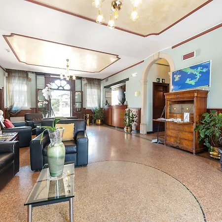 Hotel Villa Malaspina-3