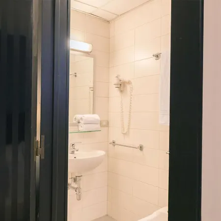 Executive Business Hotel-3