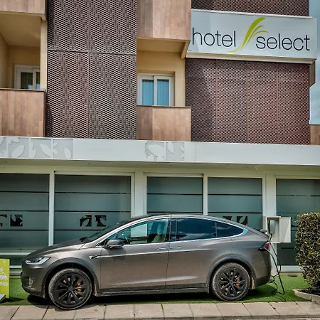 Hotel Select Suites & Spa - Apartments-3