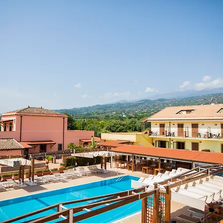 La Terra Dei Sogni Country Hotel-3