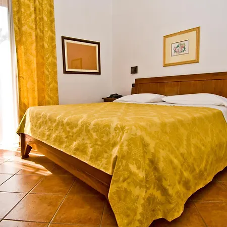 Hotel Il Querceto-3