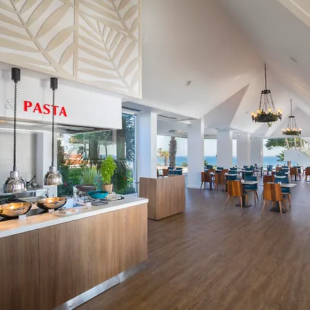 Leonardo Plaza Cypria Maris Beach Hotel & Spa (Adults Only)-2