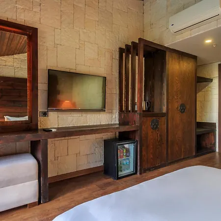 Manaspark Deluxe Hotel-2