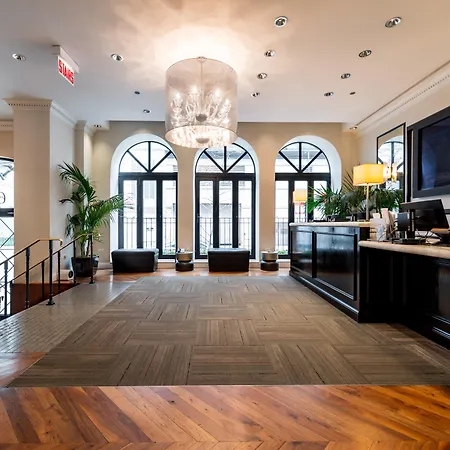 Hyatt Centric Chicago Magnificent Mile-2