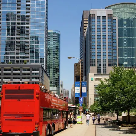 Embassy Suites By Hilton Chicago Downtown Magnificent Mile-2