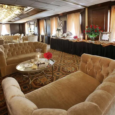 The Claridge Hotel-2