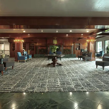 Azure Hotel&Suites Ontario Trademark Collection By Wyndham-3