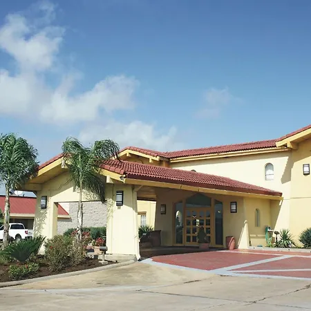 La Quinta Inn By Wyndham Clute Lake Jackson-2
