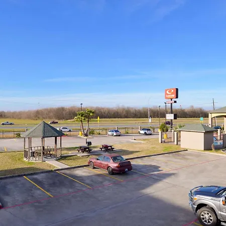 Econo Lodge Inn & Suites Port Arthur Near Sabine Pass-2