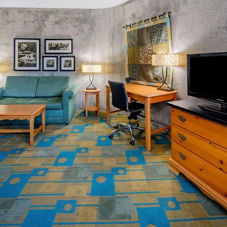 La Quinta Inn & Suites By Wyndham Irvine Spectrum-2