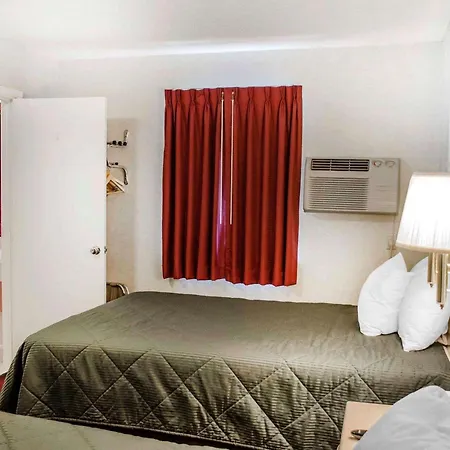 Rodeway Inn Dillsburg-3