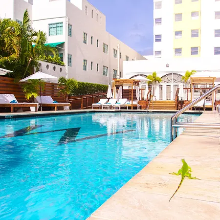 Marseilles Beachfront Hotel-3