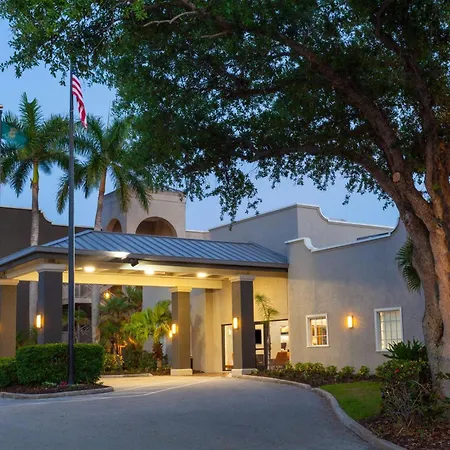La Quinta By Wyndham Ft. Myers - Sanibel Gateway-2