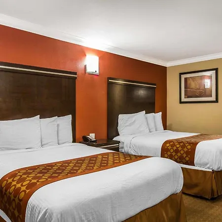 Rodeway Inn & Suites Corona-2