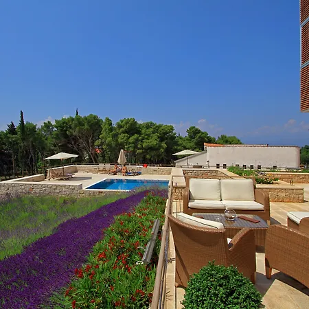 Aminess Vival Casa Velaris-2