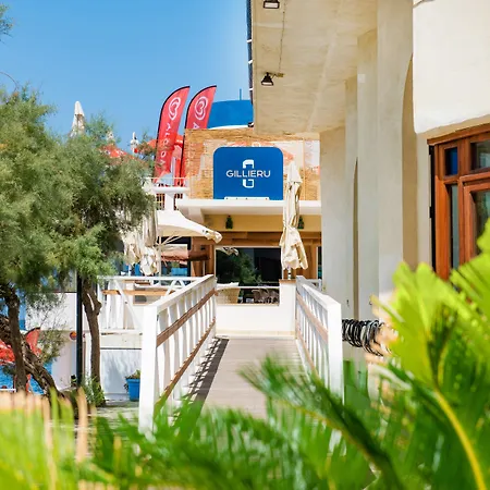 Gillieru Harbour Hotel-3