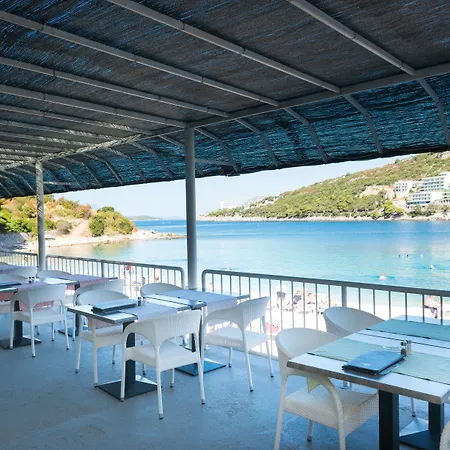 Hotel Vis-2