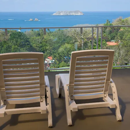 El Faro Containers Beach Hotel-3
