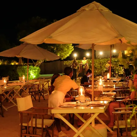 Dhow Inn Boutique Hotel-2