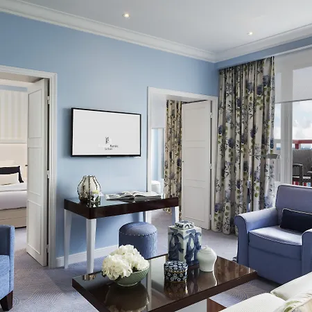 Hotel Barriere L'Hermitage-2
