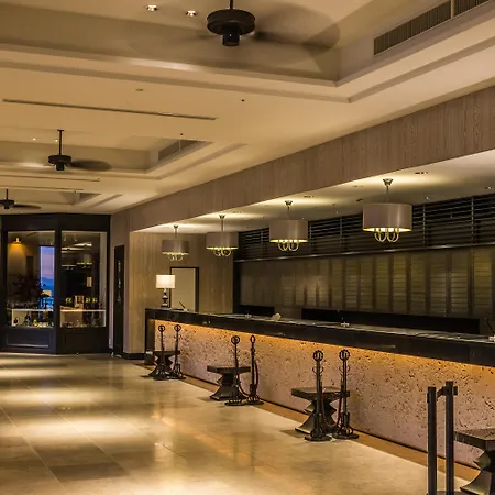 Hotel Monterey Okinawa Spa & Resort-2