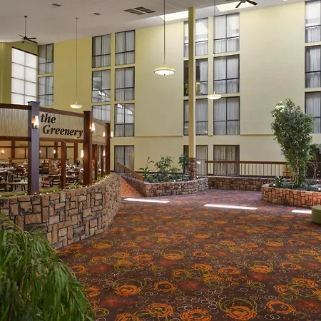 Ramada Plaza By Wyndham Sheridan Hotel & Convention Center-2