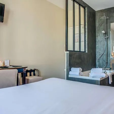 Best Western Hotel De La Plage Saint Marc sur Mer-2