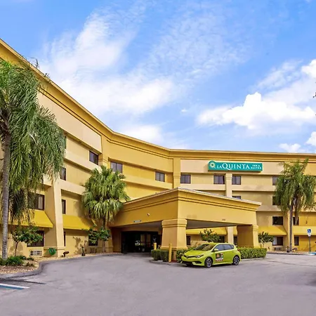La Quinta By Wyndham Miami Airport East-3