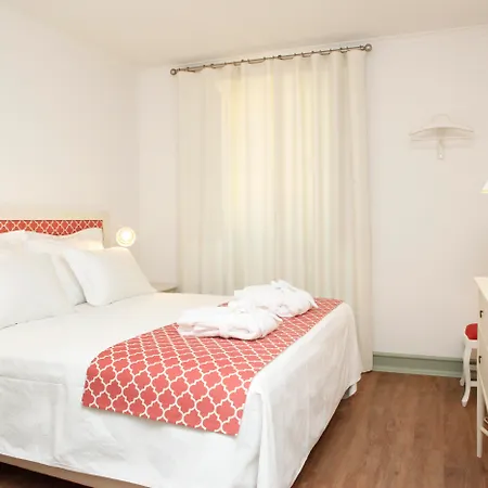 Hotel Casa Palmela - Small Luxury Hotels Of The World, Hotel & Villas-2