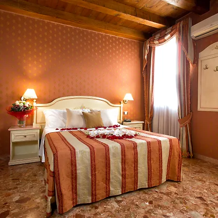 Hotel Conterie-3