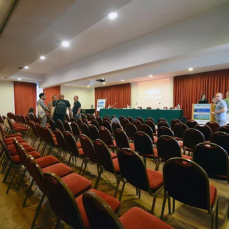 Mistral2 Hotel-3