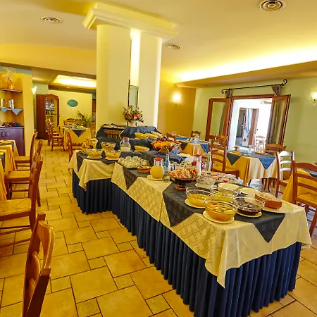 Hotel Cala Mirto-3
