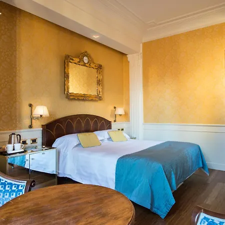 Art Hotel Orologio-2