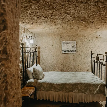 Melekler Evi Cave Hotel-2