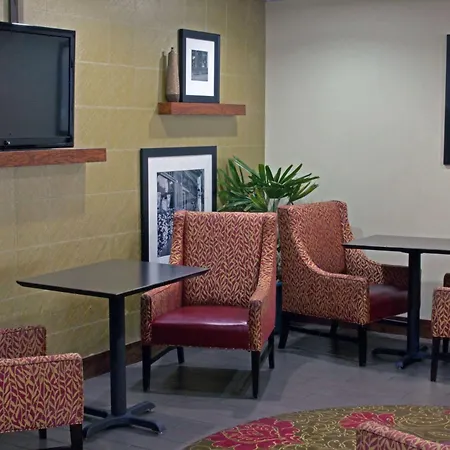 Hampton Inn Norfolk/Chesapeake - Greenbrier Area-2