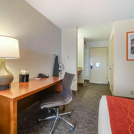 Comfort Inn Humboldt Bay-3