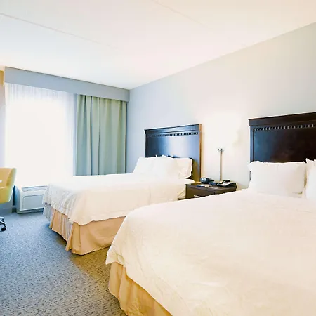Hampton Inn & Suites Smithfield-2